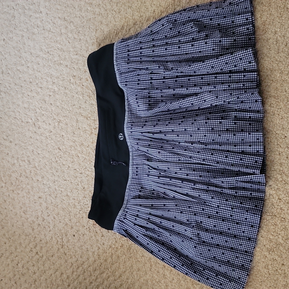 Lululemon pleated skirt